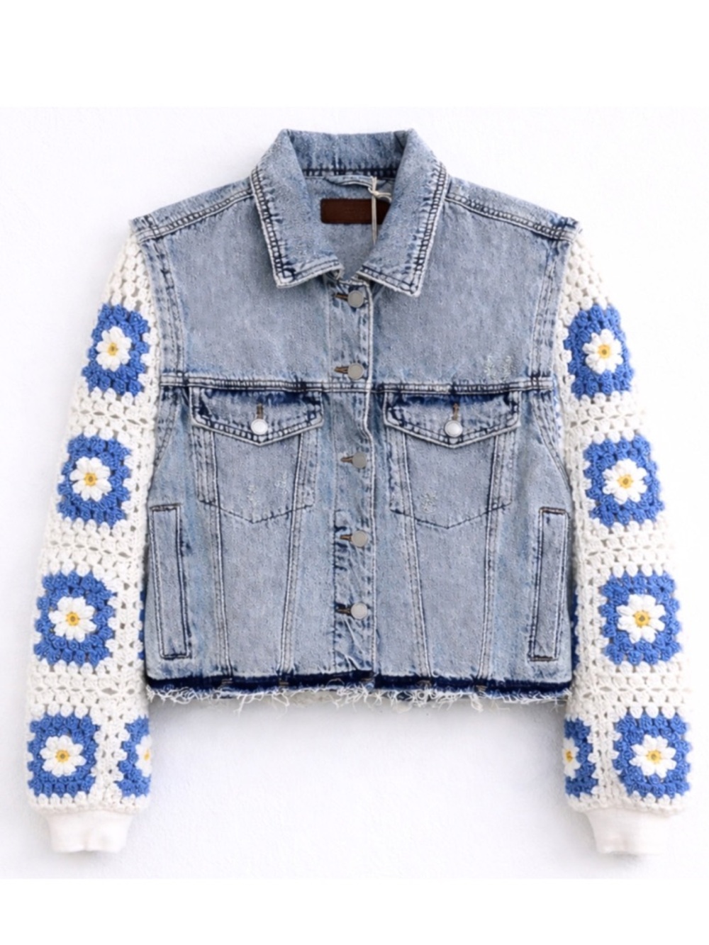 Blank NYC Crochet Sleeve Denim Jacket Daisy Cropped NWT Size L Boho Festival
